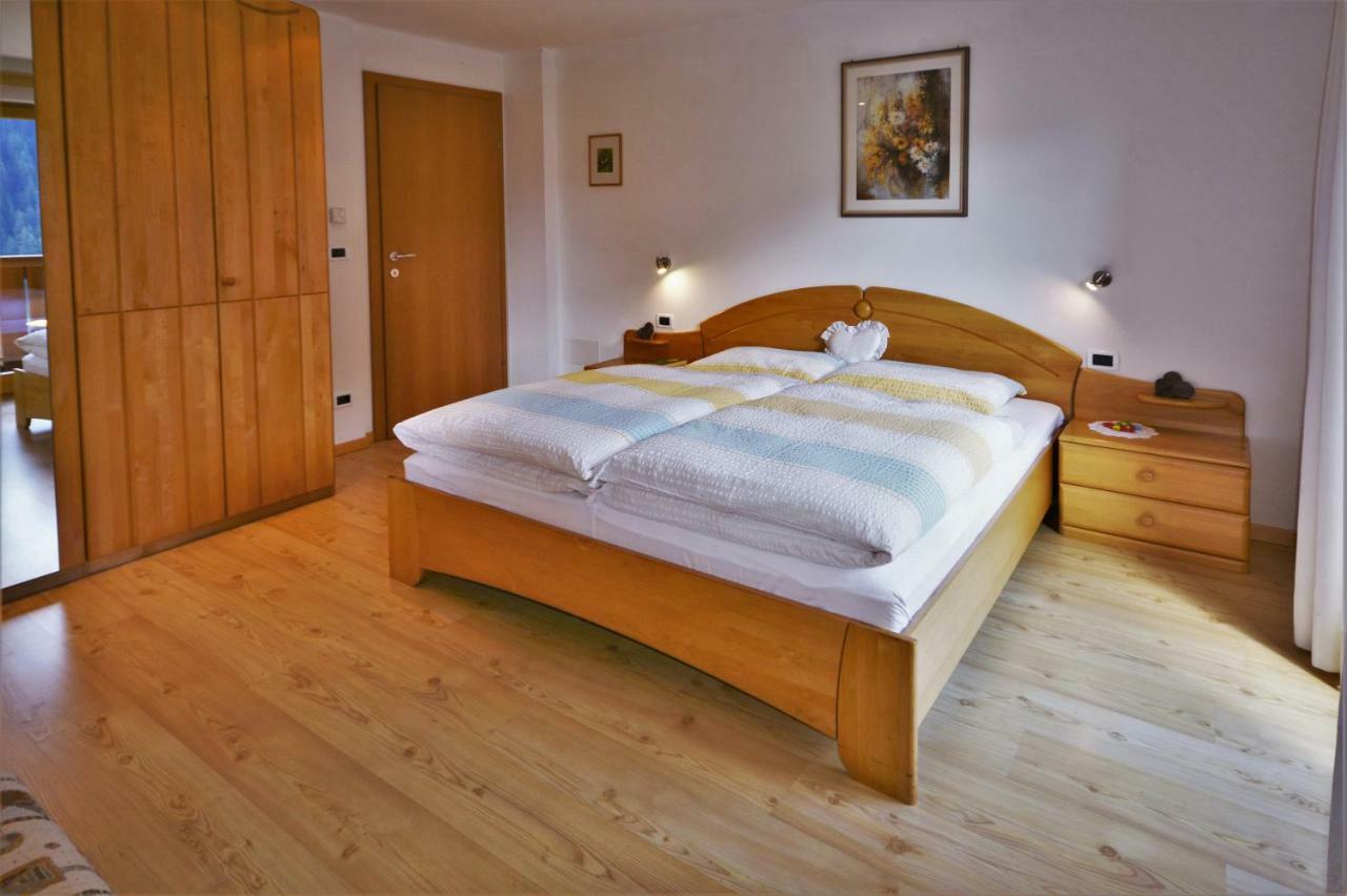 Apartment Larjei Urtijëi Dış mekan fotoğraf